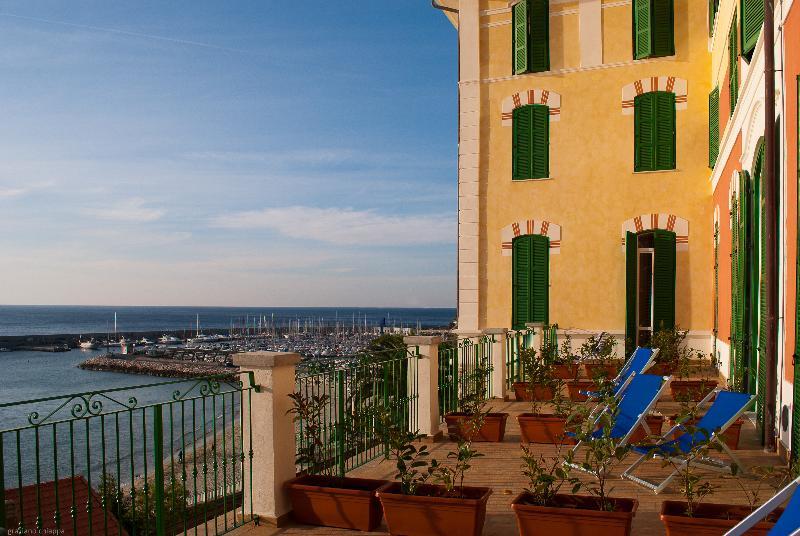 Hotel Del Golfo Finale Ligure Eksteriør bilde
